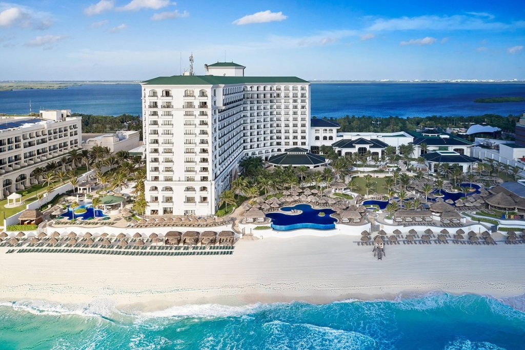  JW Marriott Cancun Resort & Spa 