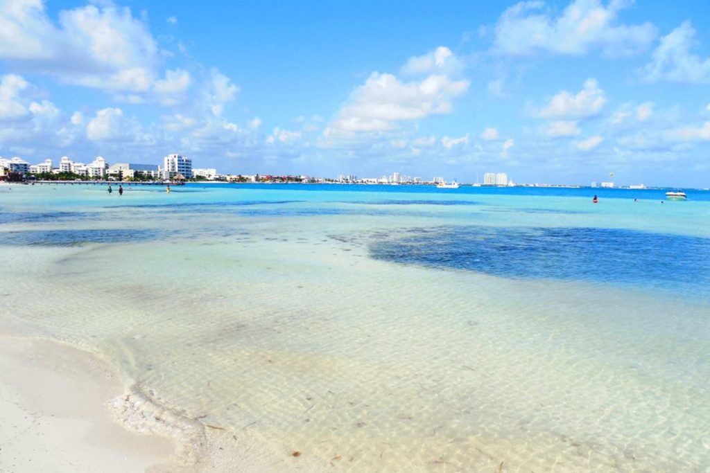 Playa langosta playas de cancun